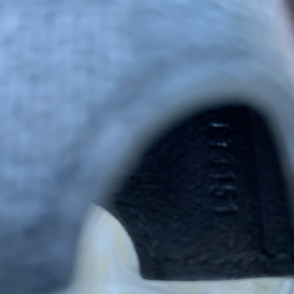 Authentic Louis Vuitton black & charcoal damier graphite iphone 4 hard case - Picture 12 of 12